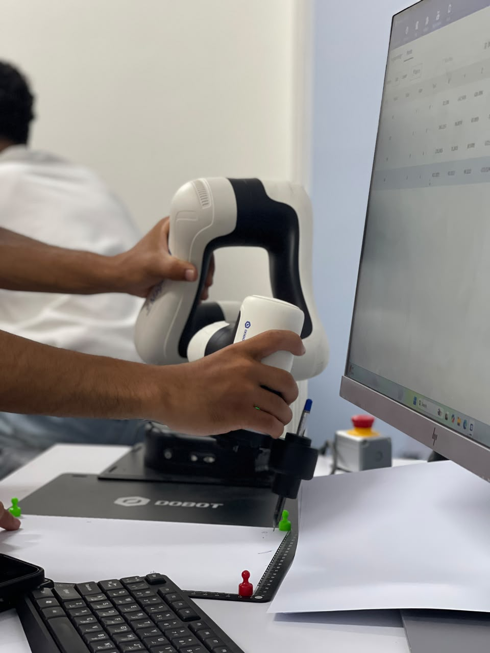 معايرة روبوت DOBOT خطوة بخطوة